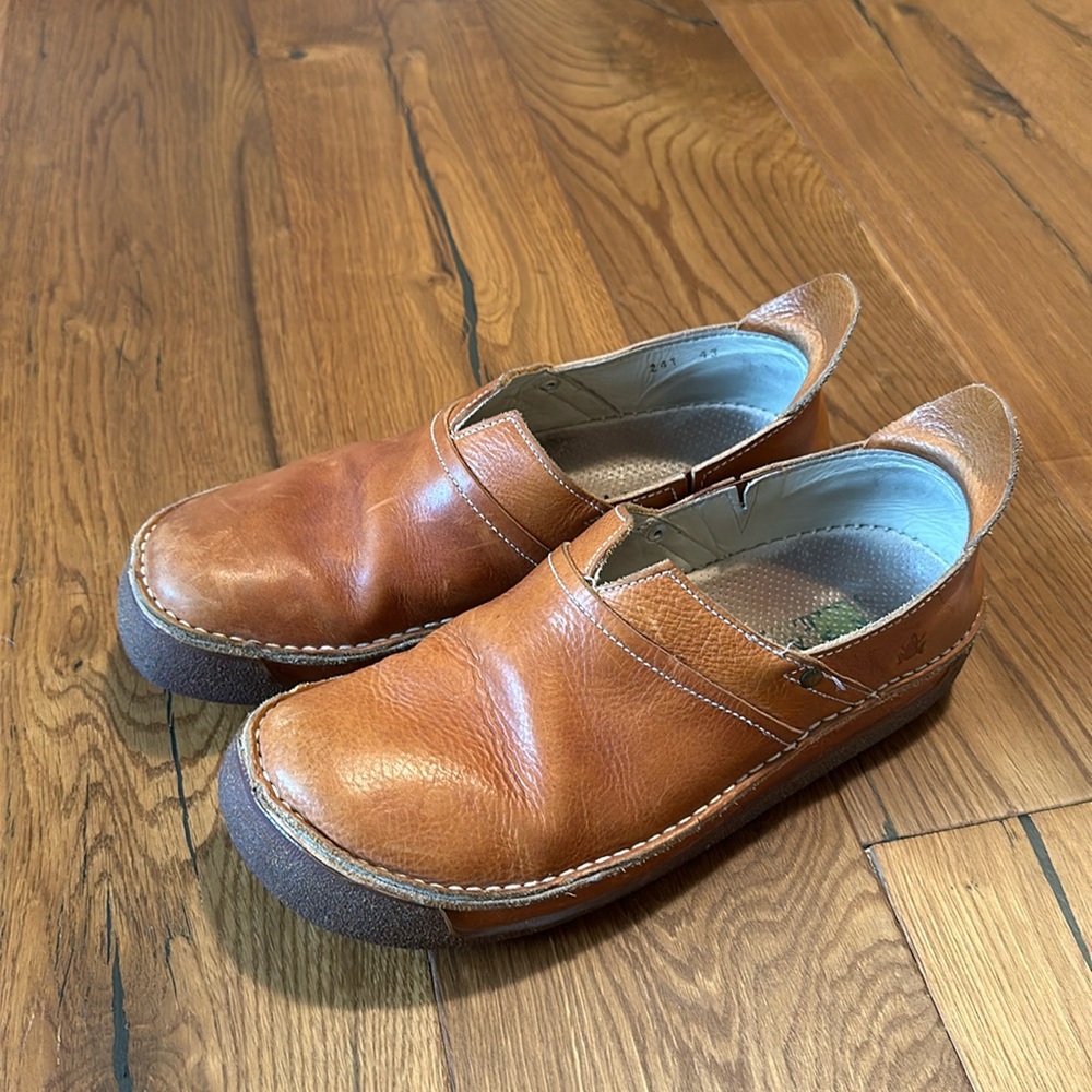 El Naturalista Mens 241 Slip On Brown Loafer Shoes sz10 / EU 43